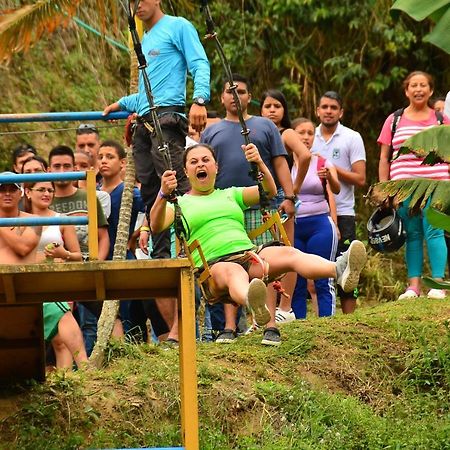 Hotel Campestre Las Bailarinas アルメニア エクステリア 写真