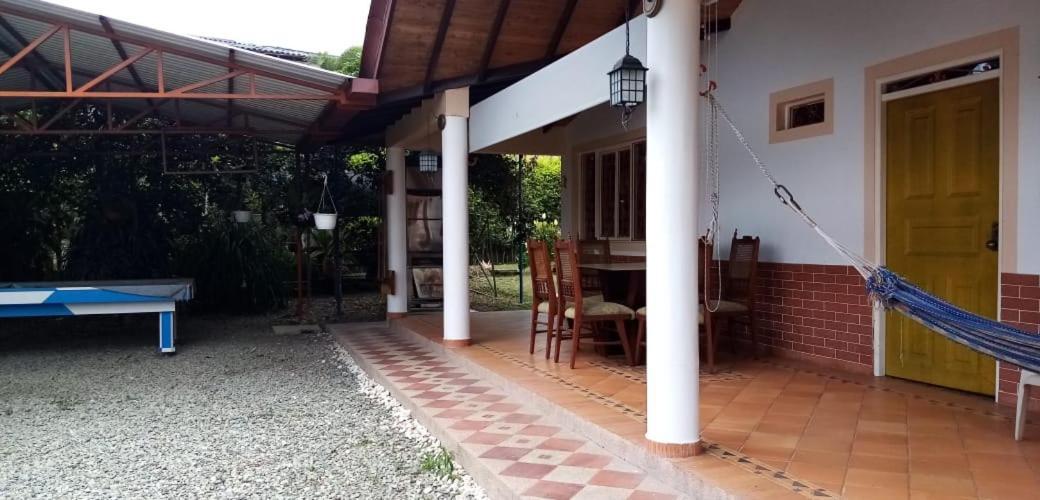 Hotel Campestre Las Bailarinas アルメニア エクステリア 写真